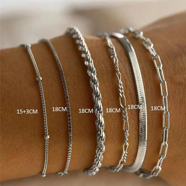 Classic Snake Chain Bracelet for Women – Trendy Stainless Steel Fashion